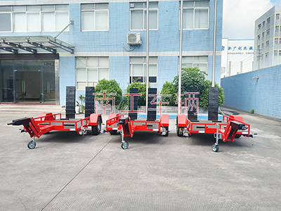 1672454147953634.jpg 泡沫噴灑機(jī)器人用工具拖車1I.jpg