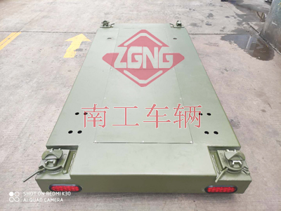 1675817909462816.jpg 2.5噸遙控電動拖車I.jpg