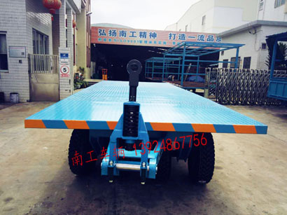 1677034951799616.jpg 7噸沙地充氣胎平板拖車(chē)4I.jpg