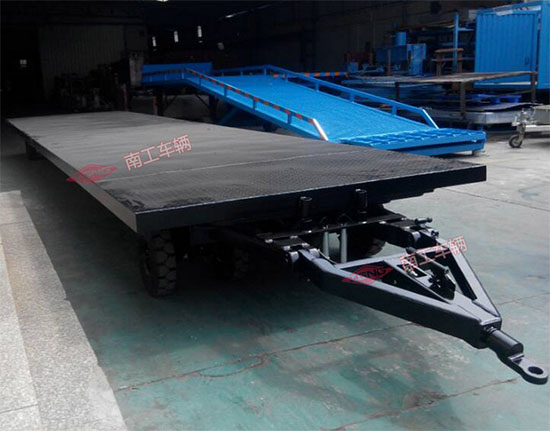 10噸平板拖車(chē)1 i.jpg
