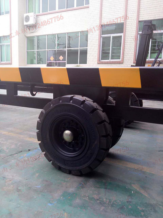 1677822962734880.jpg 10噸骨架式平板拖車6.jpg