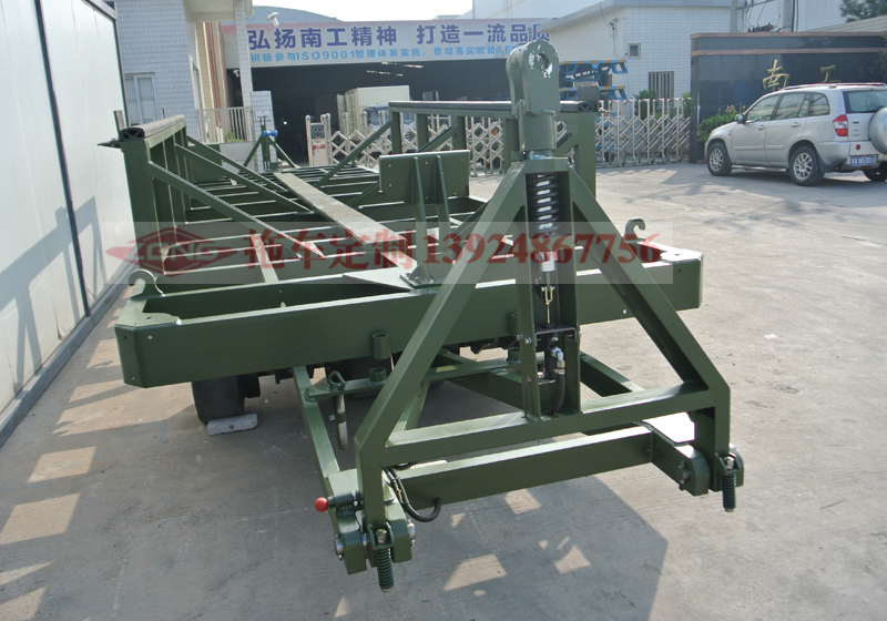 1678071471818449.jpg 游艇拖車3.jpg