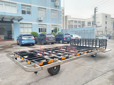 1678416236905058.jpg 4噸平板拖車帶箱體鋁花紋板4I.jpg