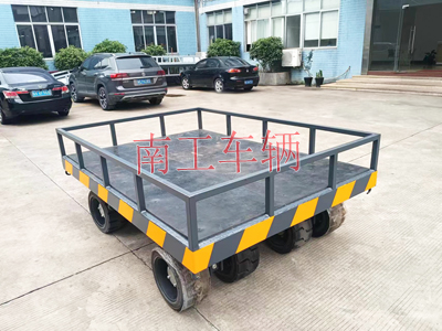 1682403074999668.jpg 20噸護(hù)欄型牽引平板拖車2I.jpg