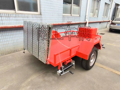 0.9噸消防機(jī)器人用ATV拖車(chē) 四爬梯2I.jpg