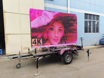 1712455023865167.jpg 0.3噸LED廣告拖車3I.jpg