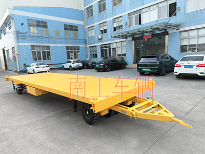 1739581891266954.jpg 10噸平板拖車帶液壓支腿伸縮梯工具車3I.jpg