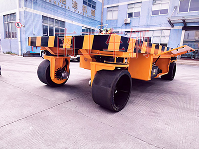 20噸無軌電動(dòng)平板車 重型電動(dòng)工具拖車2I.jpg