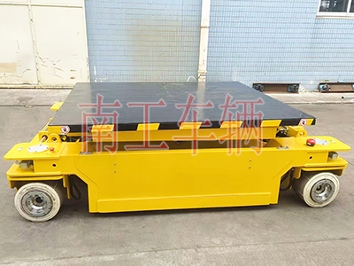 1765161556133973.jpg 2噸移動式升降平臺 臺面帶伸縮4I.jpg