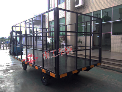 1769248084211782.jpg 3噸高護欄無動力全掛平板拖車黑色3I.jpg